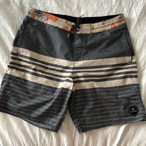 Men’s Billabong Board Shorts